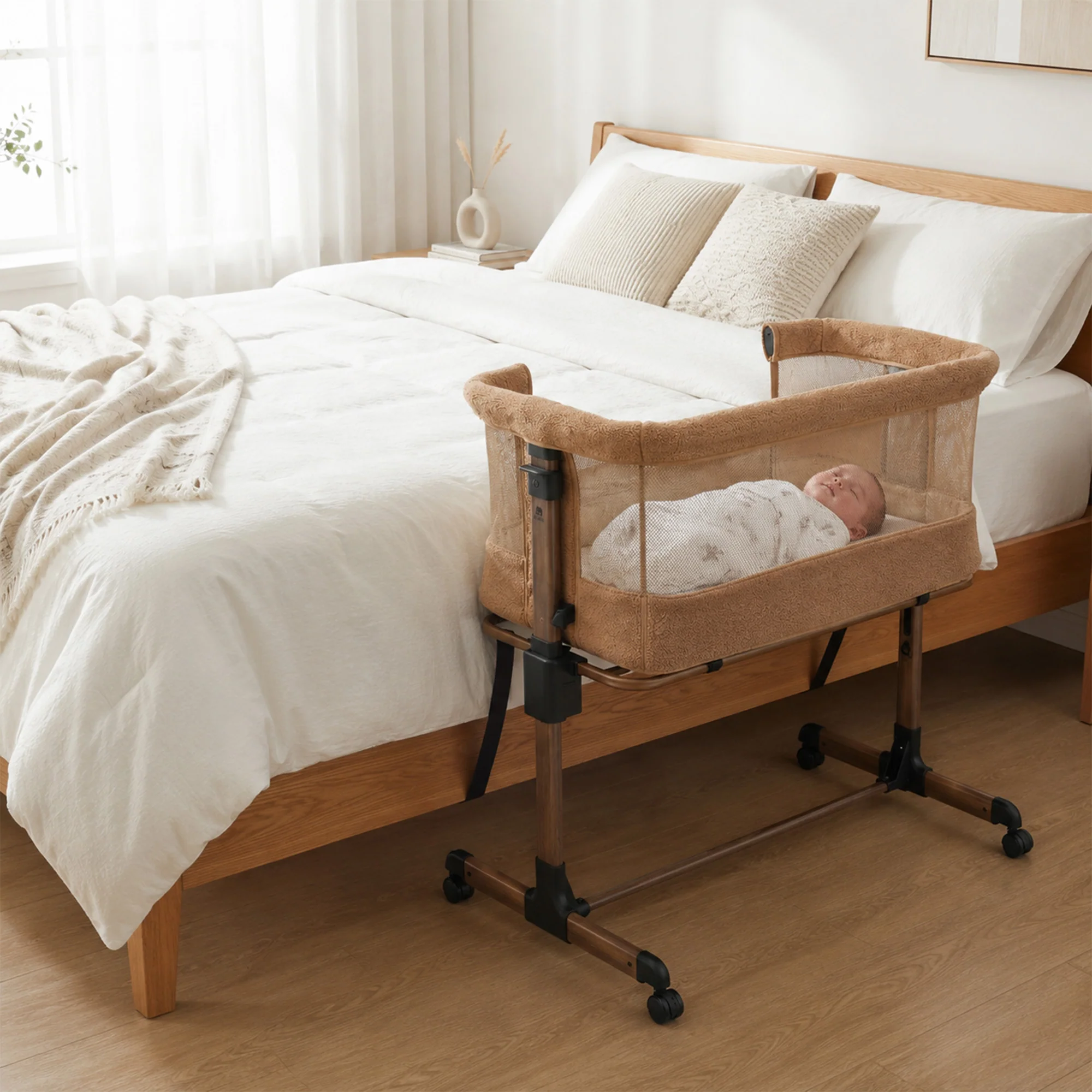 Łóżeczko do spania z dzieckiem Snoozy – Teddy Brown - Image 5
