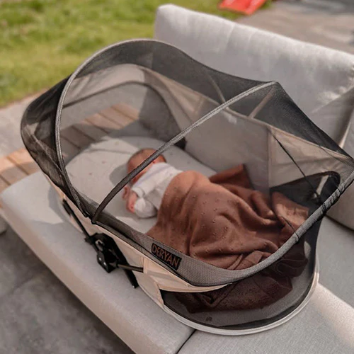Łóżeczko turystyczne Infant Deluxe BabyBox – kremowe - Image 4